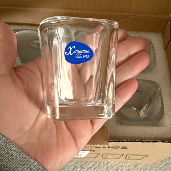 Clear Shot Glass Set - Picture 4 of 5